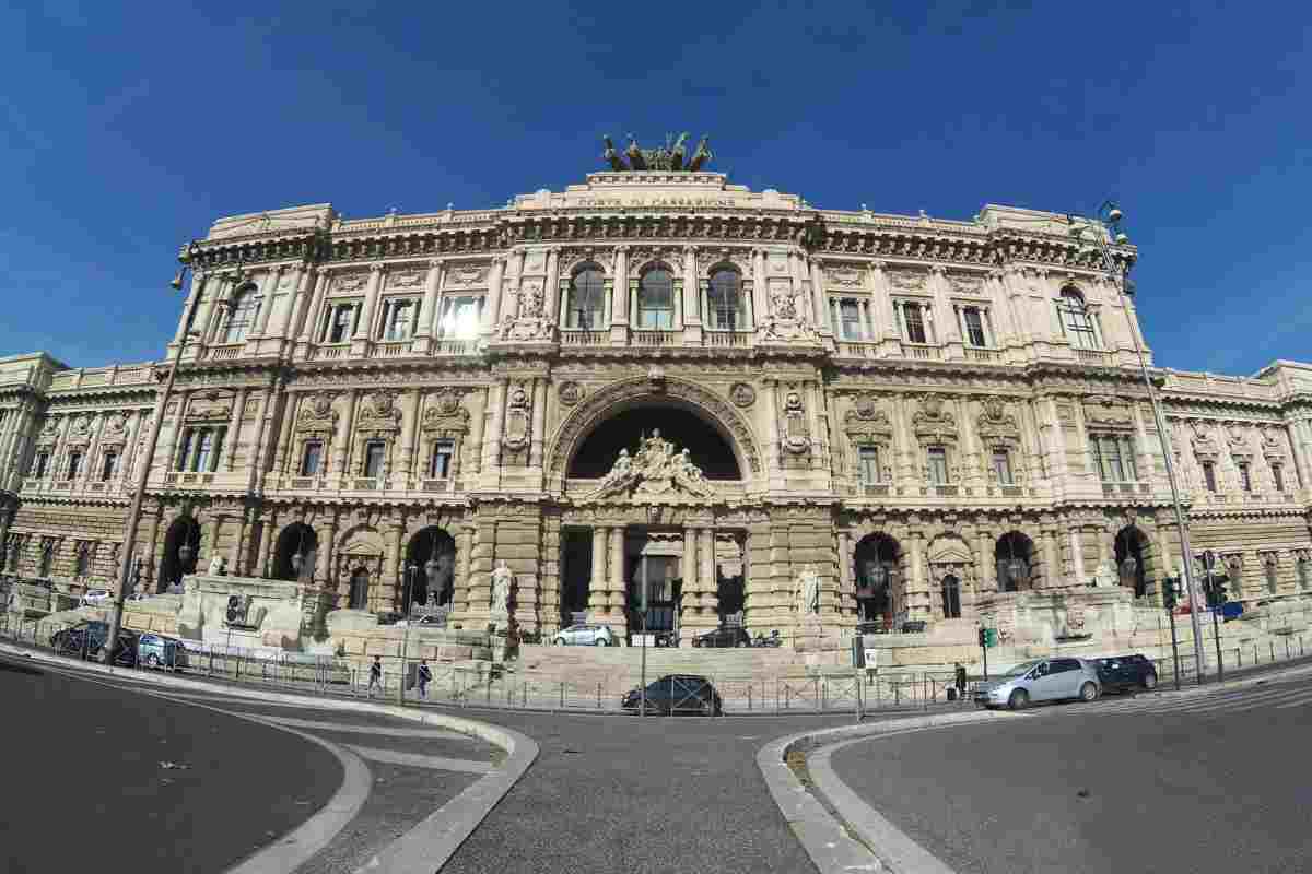 la corte di cassazione in una foto panoramica