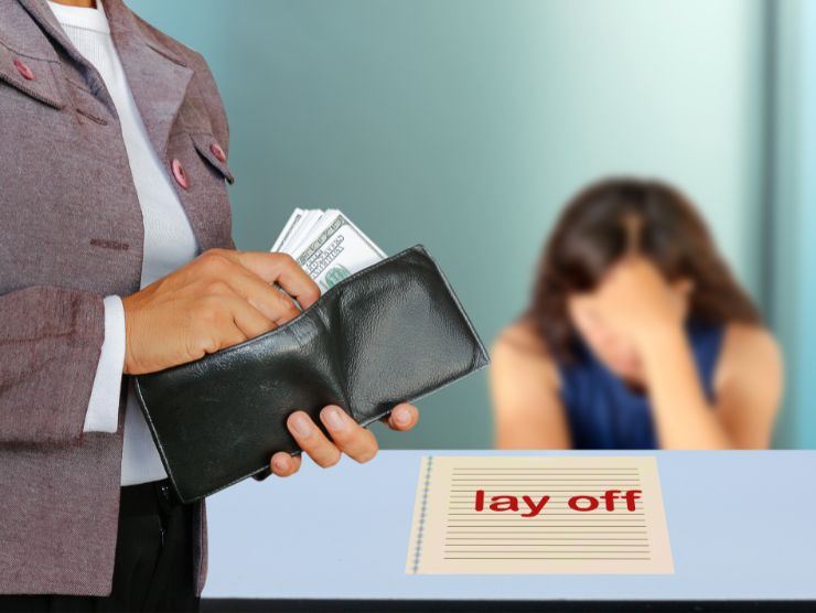 persona che è stata appena licenziata