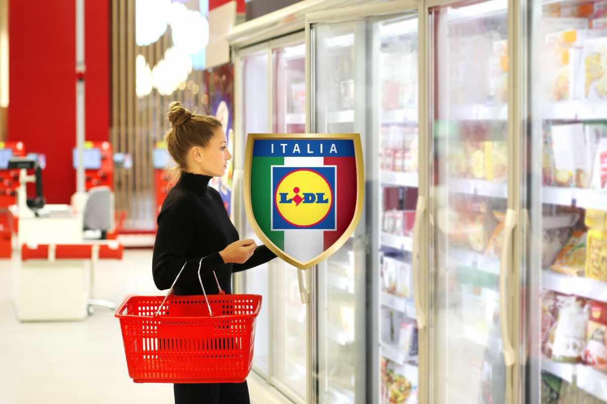 logo della lidl e donna che prende surgelati al supermercato
